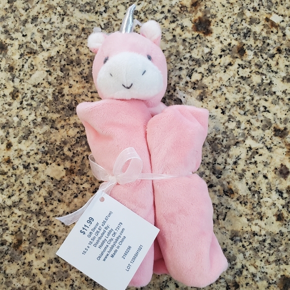 Nwt baby girl unicorn bibs, blanket. Shoes rattle, socks and more - Picture 16 of 16